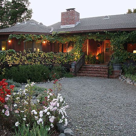 Old Crocker Inn Cloverdale Dış mekan fotoğraf